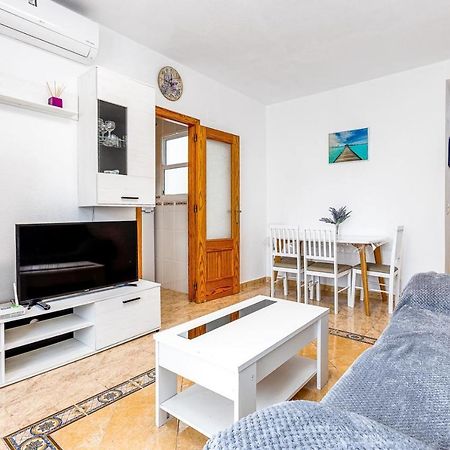 Сomfortable Apartament Caballero De Rodas Torrevieja Dış mekan fotoğraf
