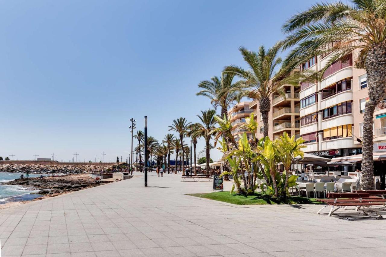 Сomfortable Apartament Caballero De Rodas Torrevieja Dış mekan fotoğraf