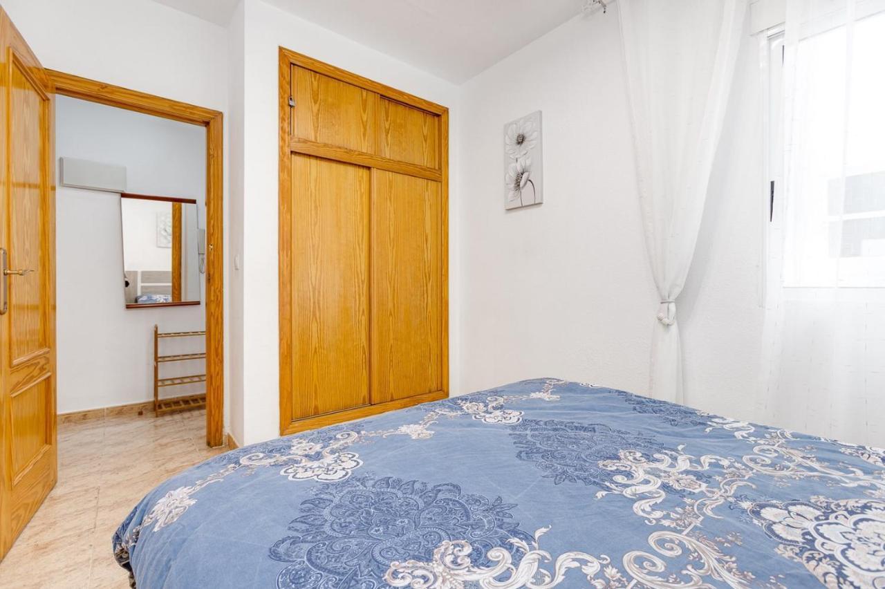 Сomfortable Apartament Caballero De Rodas Torrevieja Dış mekan fotoğraf
