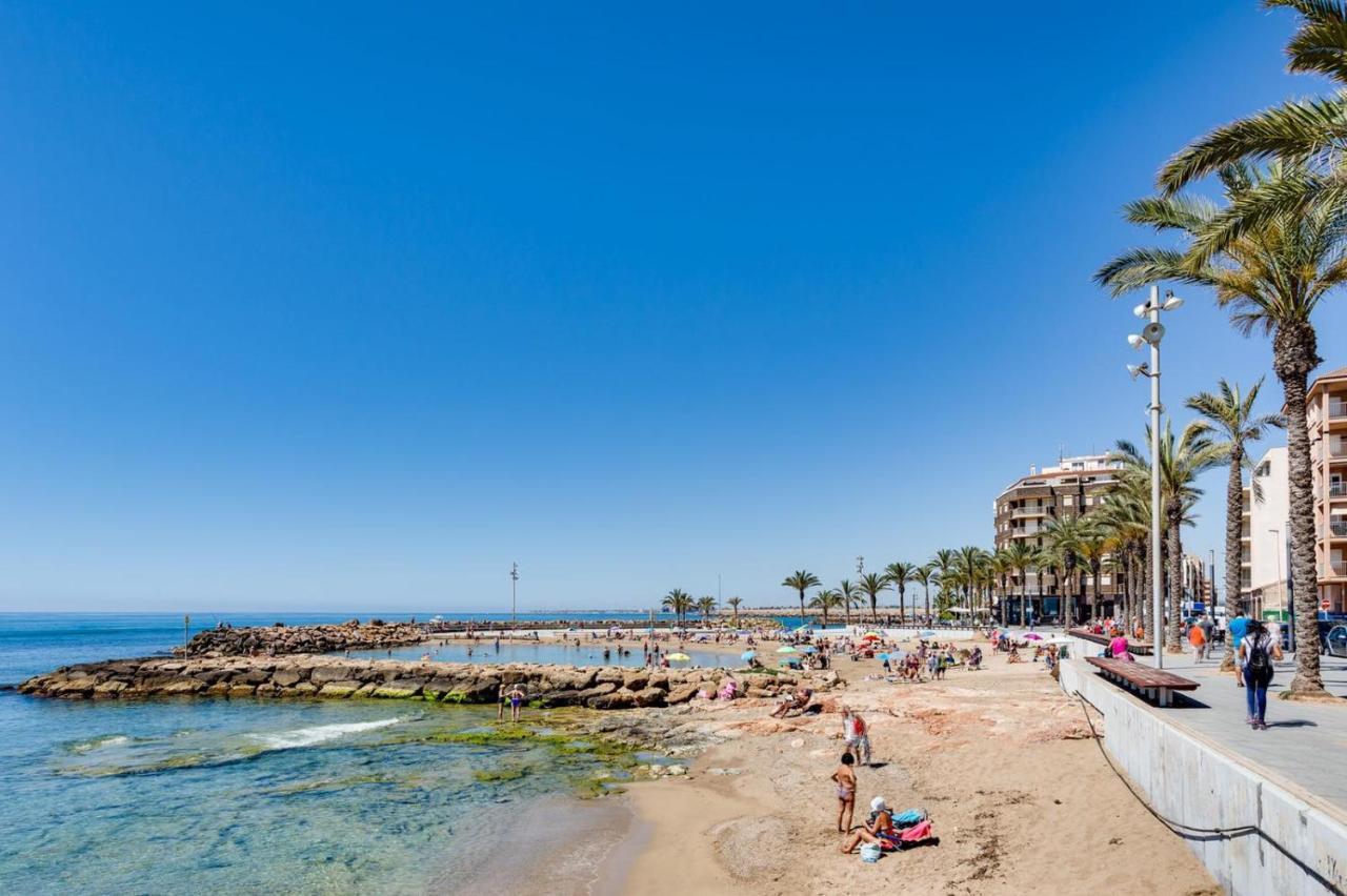 Сomfortable Apartament Caballero De Rodas Torrevieja Dış mekan fotoğraf